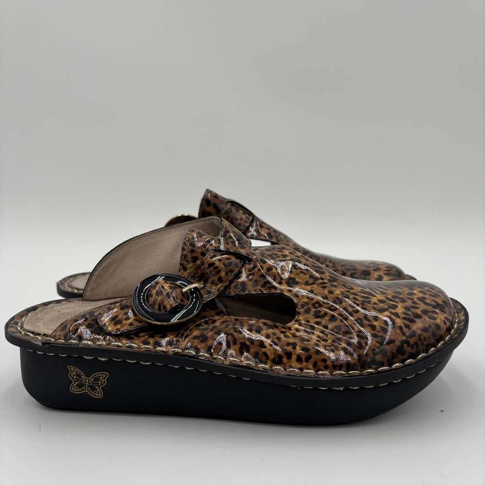 Alegria Classic Slip-On Clogs Brown African Leopard Print EU 36 Womens 6/6.5